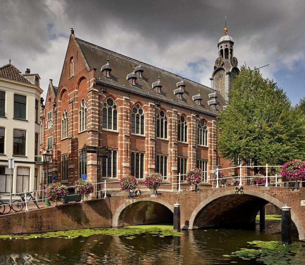 Leiden University | EDUTERRA