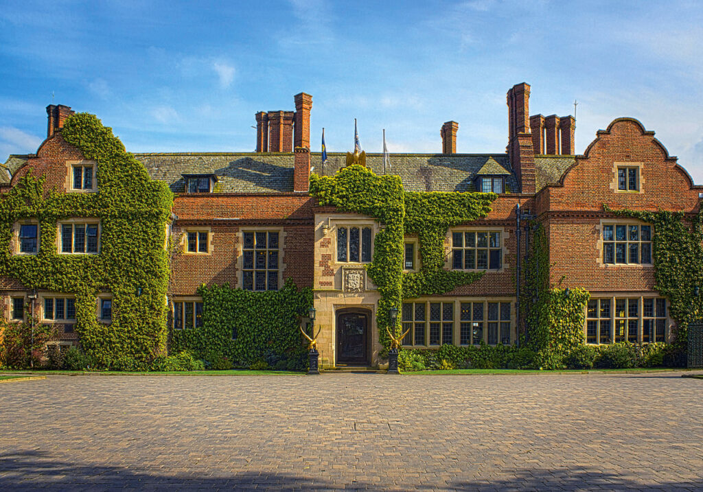 Queen Ethelburga’s Collegiate | EDUTERRA
